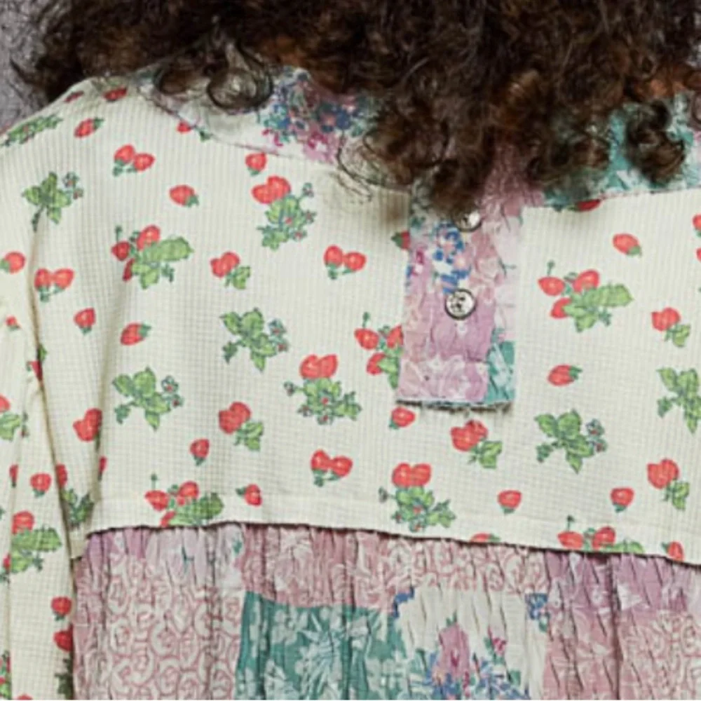 POL Mixed Media Top - Picture 5 of 6